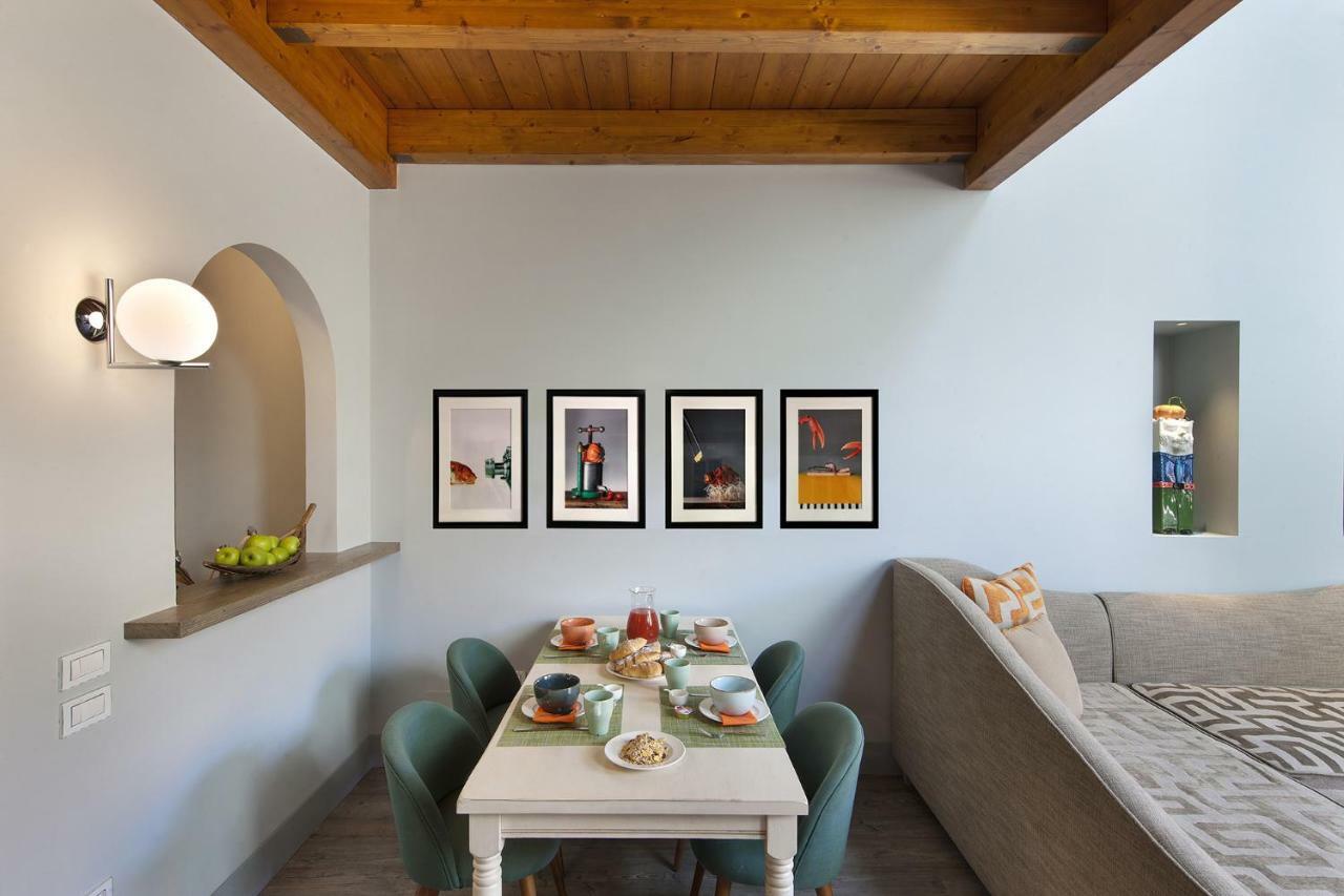 Amore Rentals - Casa La Maisonette ซอร์เรนโต ภายนอก รูปภาพ