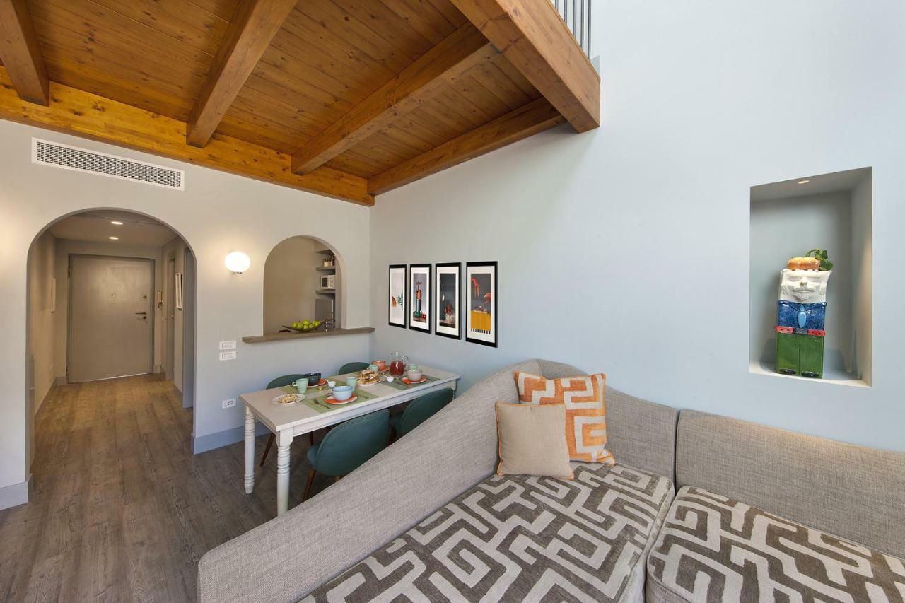 Amore Rentals - Casa La Maisonette ซอร์เรนโต ภายนอก รูปภาพ